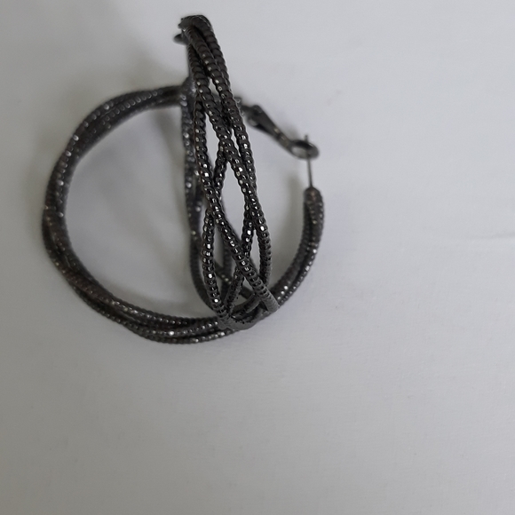 ❤ 3X12 EARRINGS - Picture 5 of 8